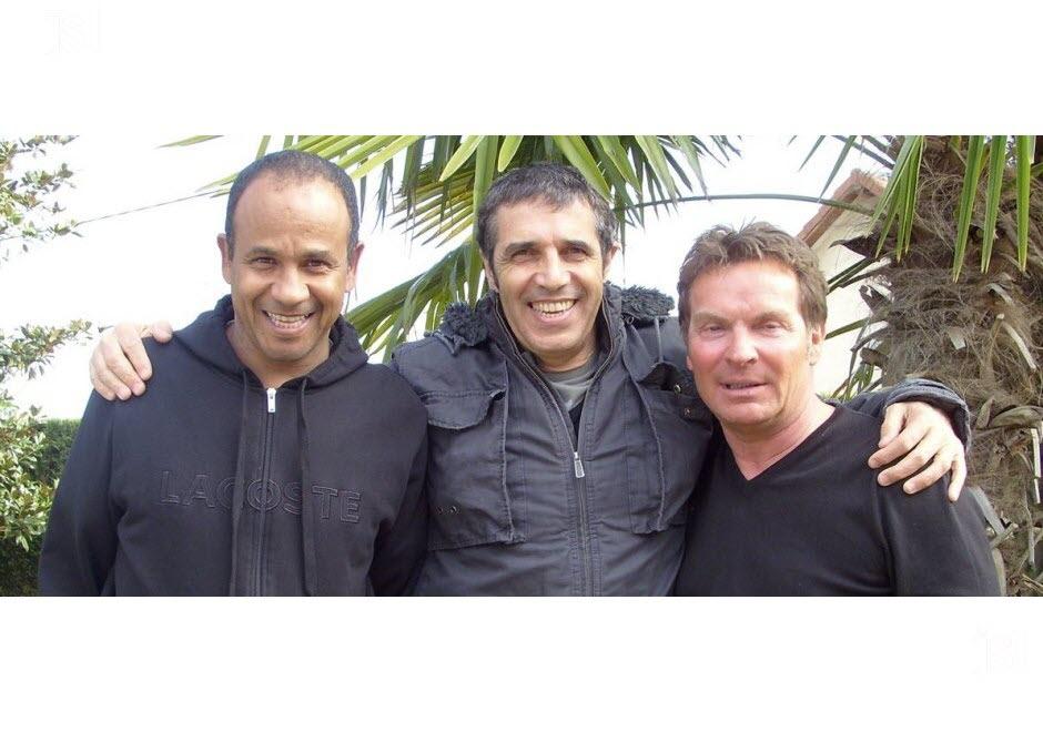 Julien Clerc entre l'ancien footballeur originaire du mali Jean Tigana et l'industriel bressan Dominique Prudent Julien Clerc entre l'ancien footballeur originaire du mali Jean Tigana et l'industriel bressan Dominique Prudent